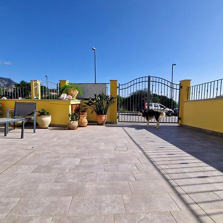 Sa Mamma E Sole B&B Cala Gonone Exterior photo