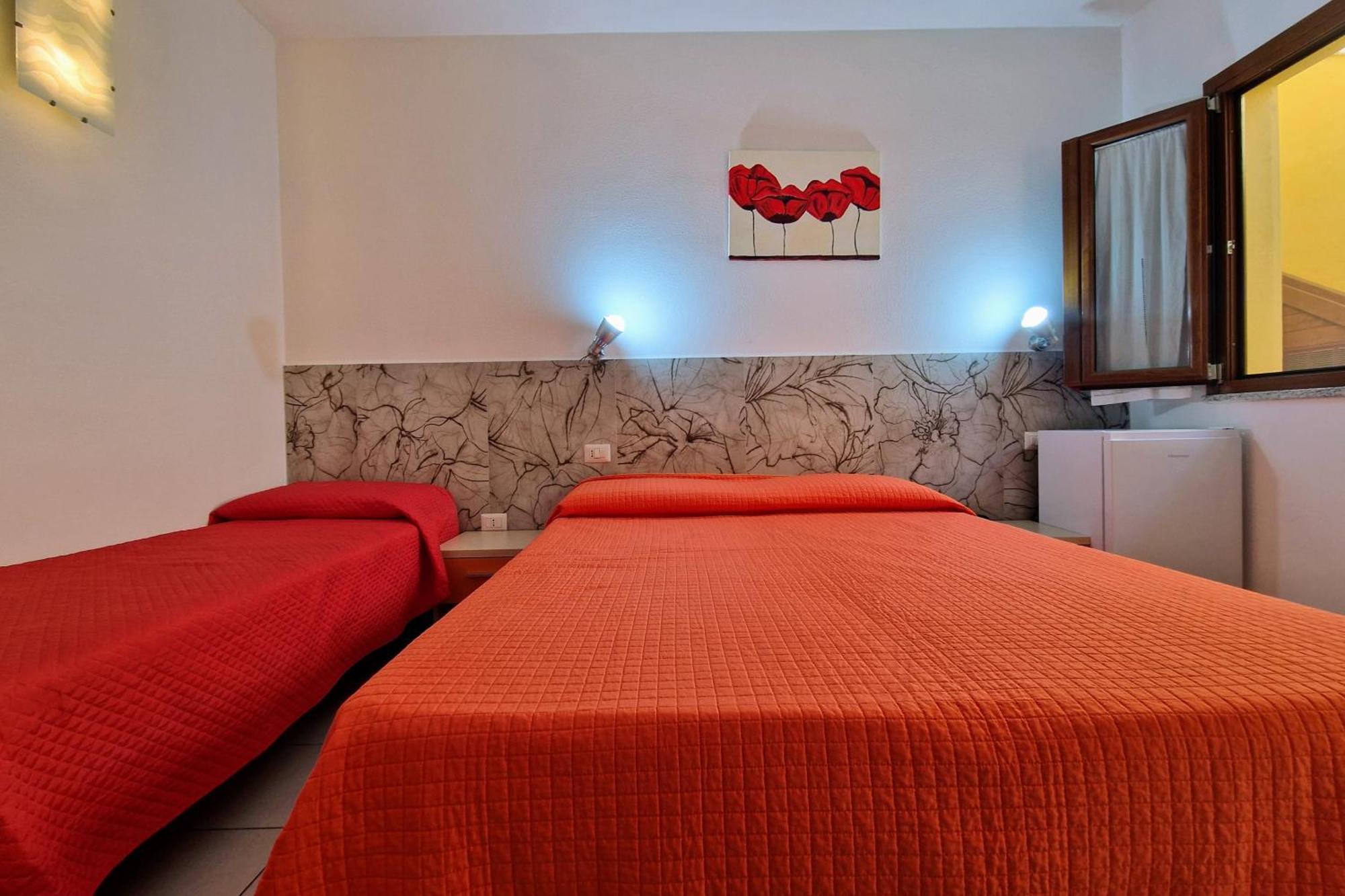 Sa Mamma E Sole B&B Cala Gonone Exterior photo